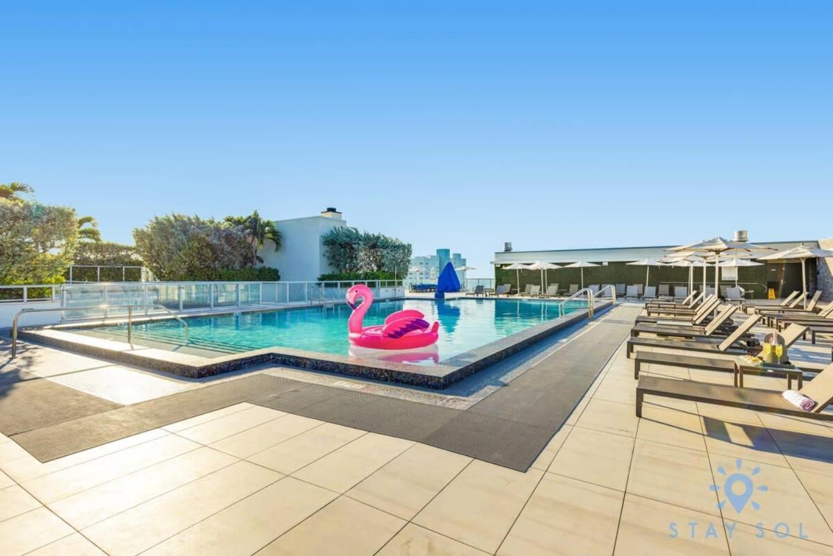 Apartment With Bay View Balcony - Pool - Up To 6 - Gym Hollywood Exterior foto